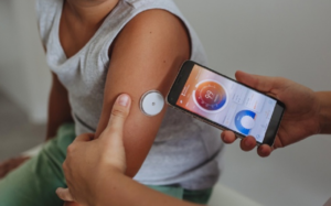 շաքարախտ, Freestyle Libre, Dexcom, շաքարի մոնիտորինգ, շարունակական մոնիտորինգ, երեխաների շաքարախտ, դպրոցական շաքարախտ, շաքարի մակարդակի վերահսկում, CGM համակարգ, հիպոգլիկեմիա, հիպերգլիկեմիա, դպրոցական ծրագիր, ֆիզիկական ակտիվություն և շաքար, սնունդ շաքարախտի համար, սենսորներ շաքարախտի համար, տրանսմիտերներ, ֆիքսող սոսինձներ, Med24.am։